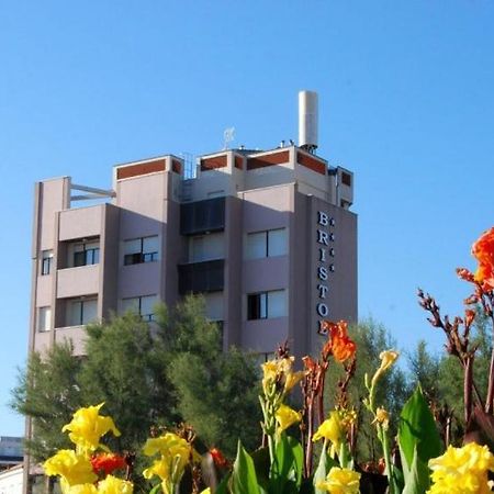 Hotel Bristol Pesaro Exterior photo