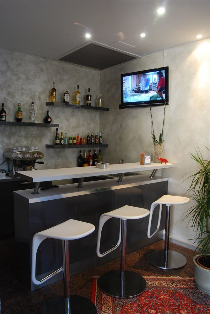 Hotel Bristol Pesaro Exterior photo